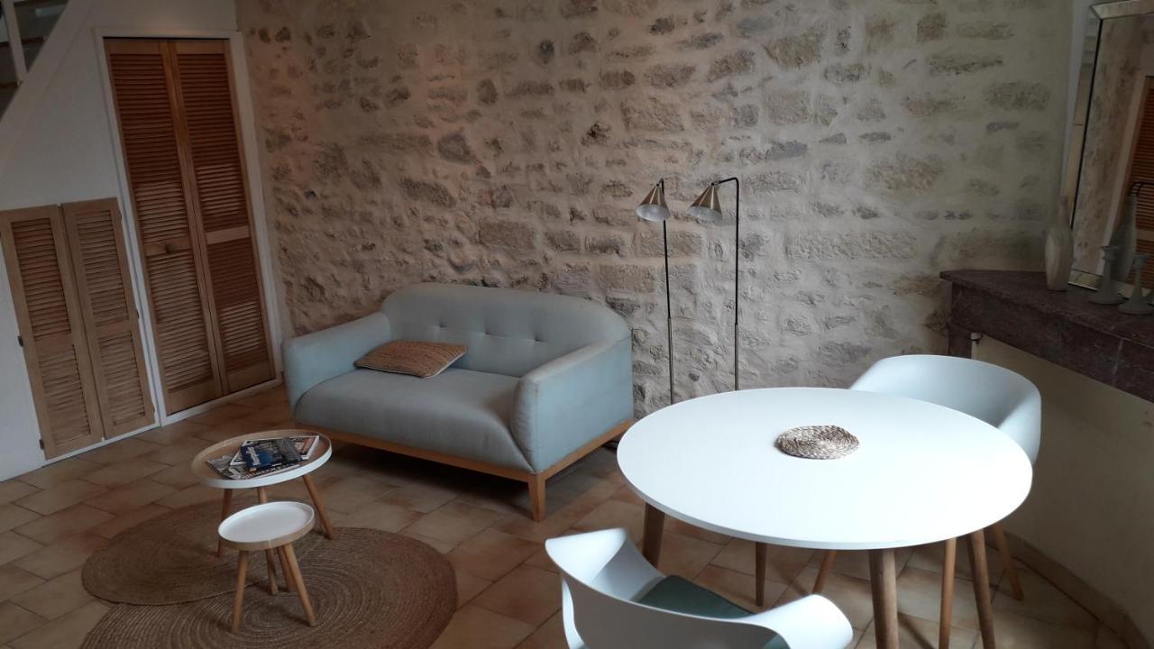 Appartement Centre-Ville Avec Terrasse モンペリエ エクステリア 写真